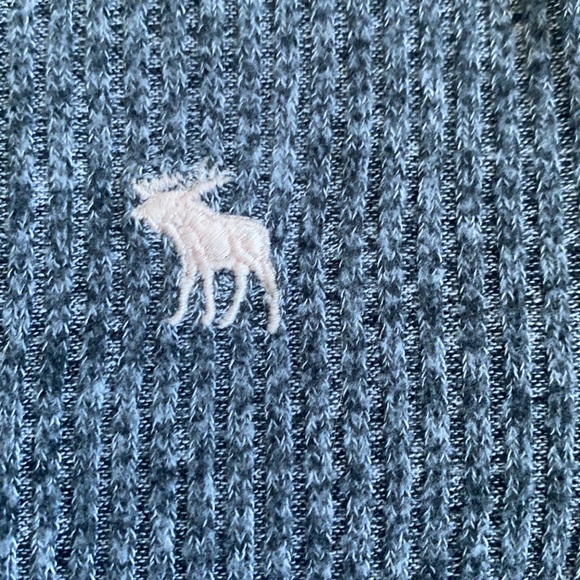 gray ribbed top - Picture 2 of 3